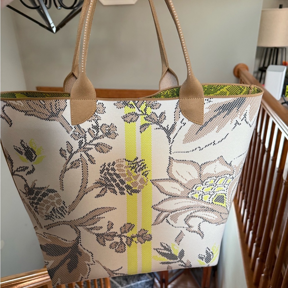 Rothy's Beige and Yellow Floral Tote